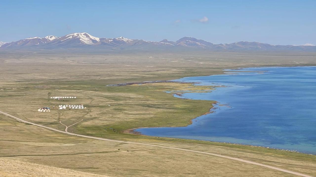 Yurt Camp Ali-Nur At Lake Song-Kol Юрточный Лагерь Али-Нур Озеро Сон-Куль Сон-Куль Кыргызстан Нарын Kyrgyzstan Naryn Ngoại thất bức ảnh