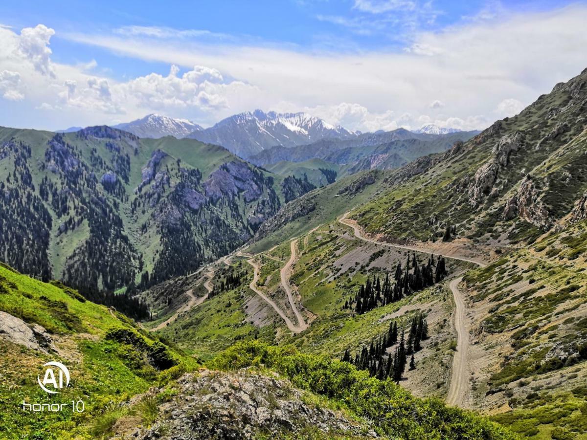 Yurt Camp Ali-Nur At Lake Song-Kol Юрточный Лагерь Али-Нур Озеро Сон-Куль Сон-Куль Кыргызстан Нарын Kyrgyzstan Naryn Ngoại thất bức ảnh